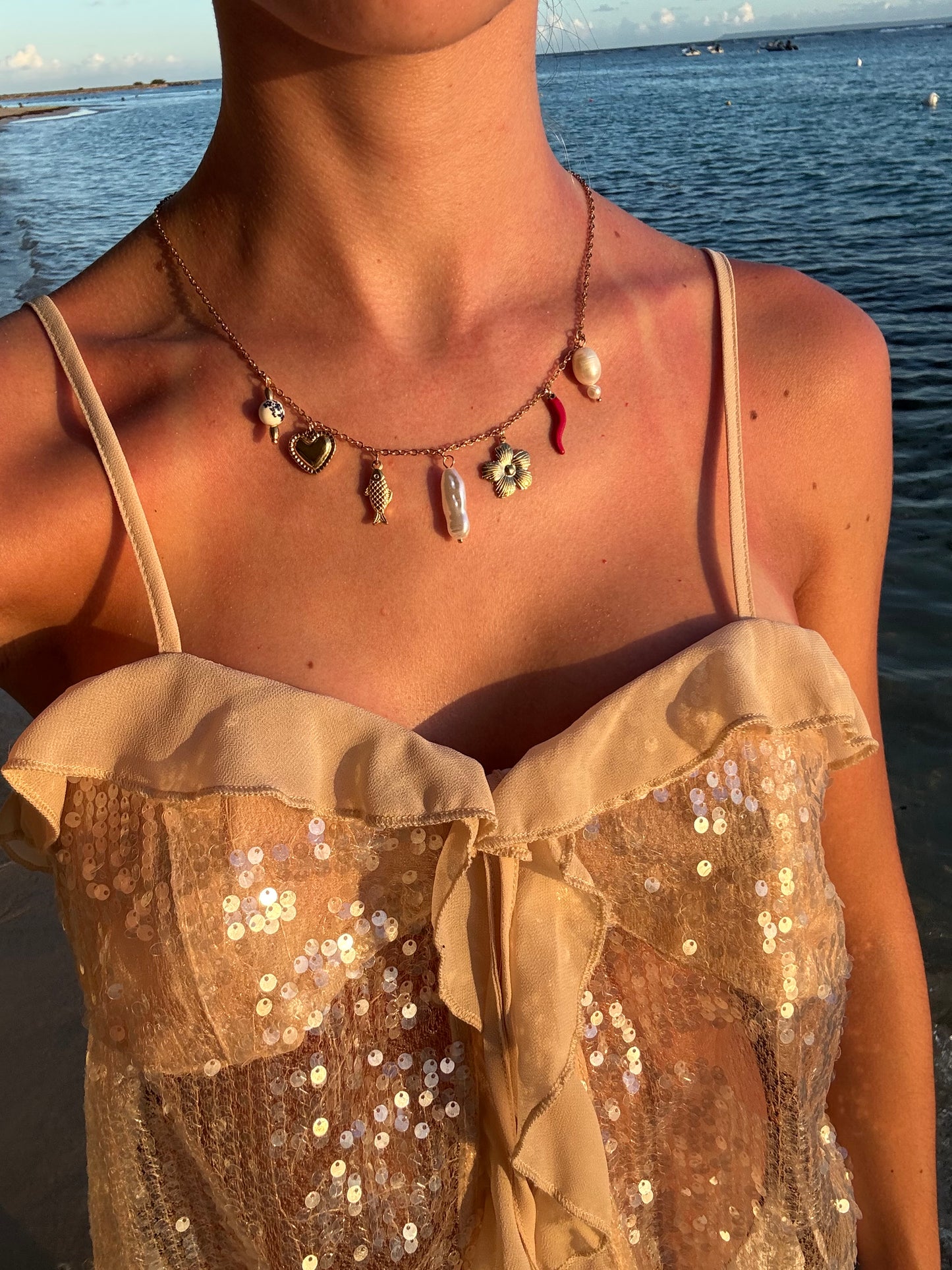 Collier Tropical