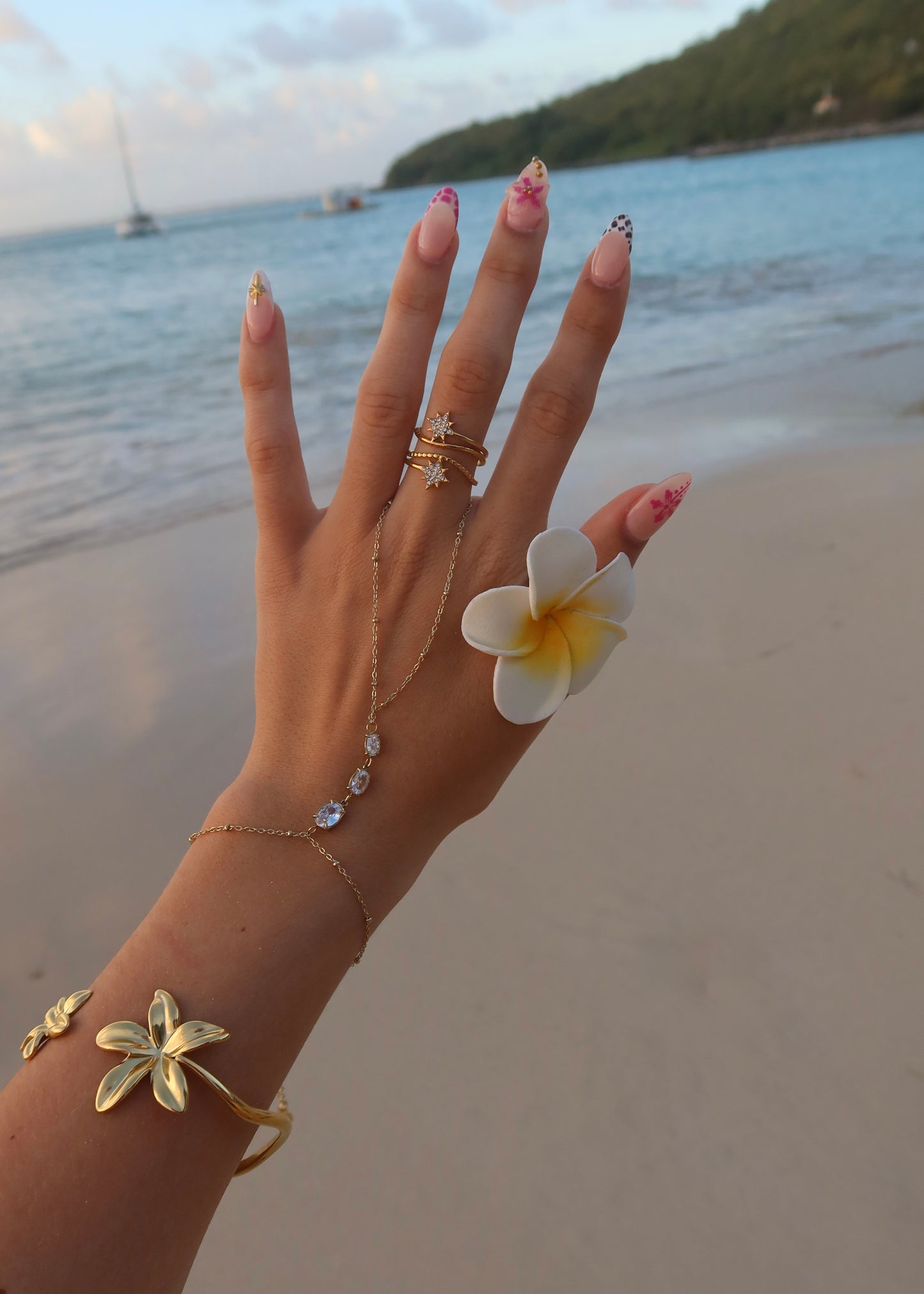 Chaîne de main Isabella